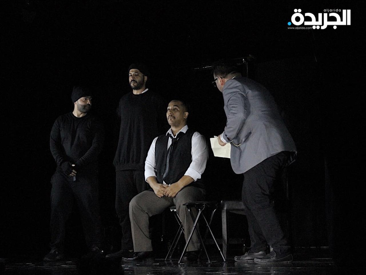  جانب من مسرحية (يوميات ادت الى الجنون) في مهرجان سيبيو العالمي في رومانيا