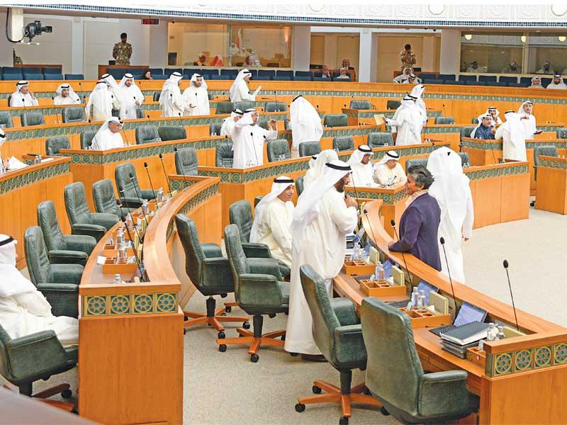 جانب من جلسة أمس   (تصوير عبدالله الخلف)