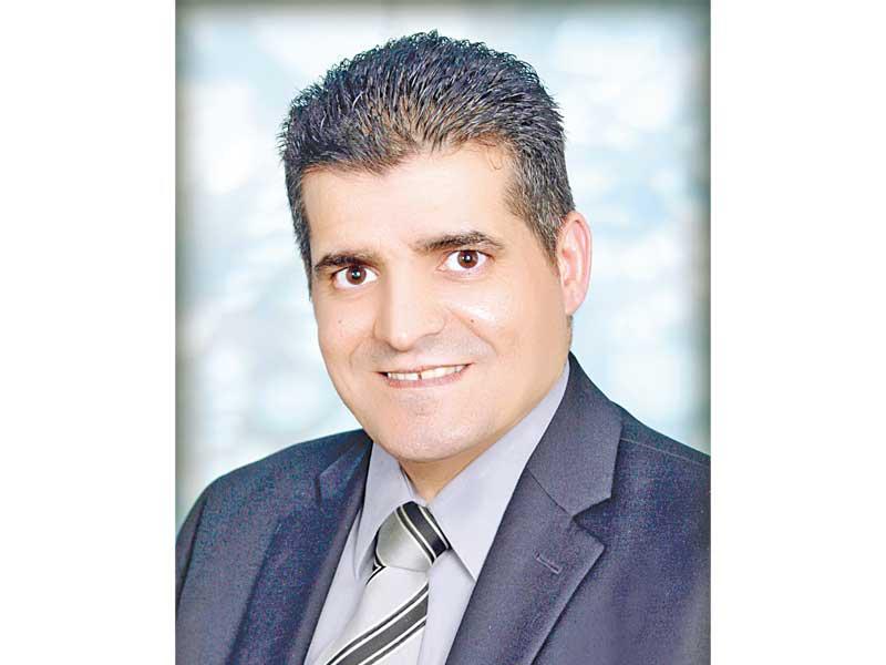  رئيس قسم الأمراض الجلدية في المستشفى الجهراء، د. محمد العتيبي