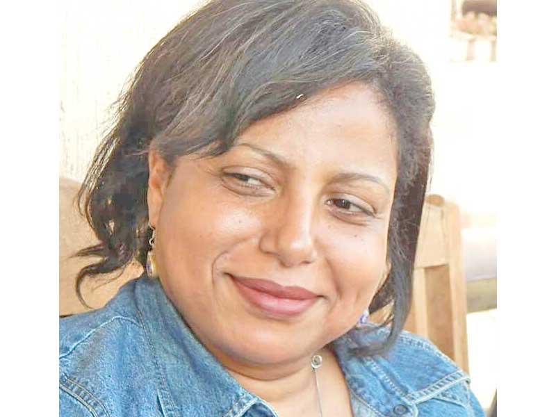  الفنانة التشكيلية سحر الأمير 