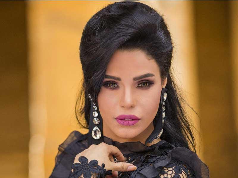  المطربة أمينة