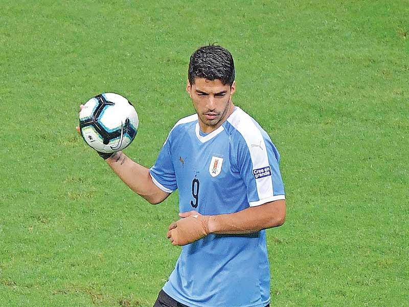 مهاجم منتخب الأوروغواي لويس سواريز