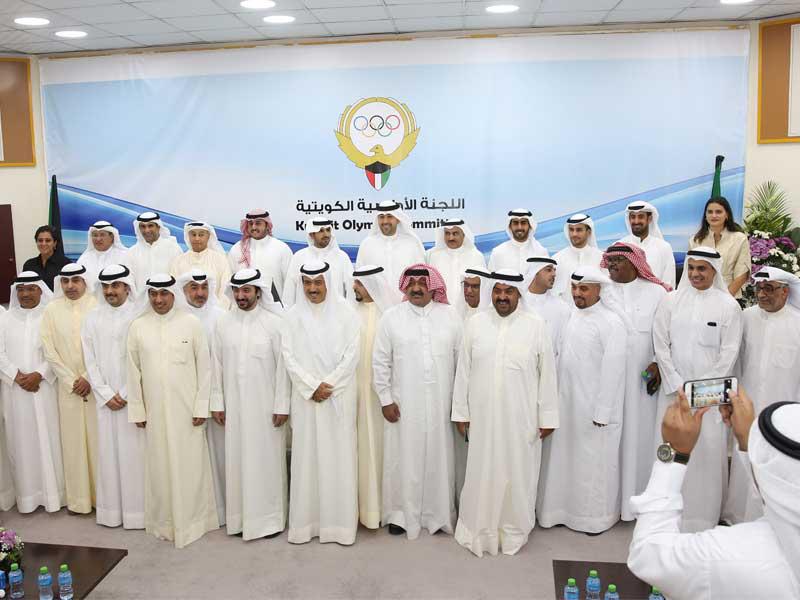 صورة جماعية للمجلس الجديد مع أعضاء «العمومية»