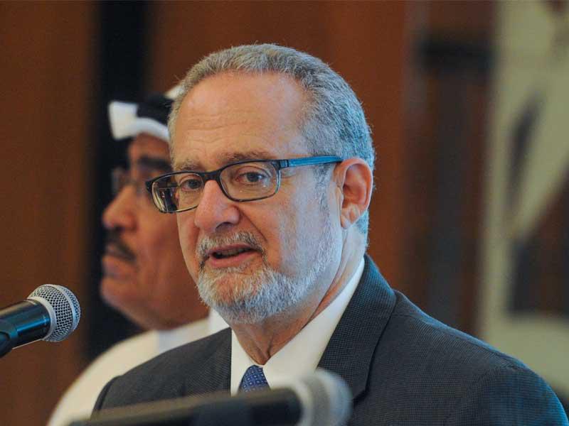 السفير الأميركي لدى البلاد لورانس سيلفرمان