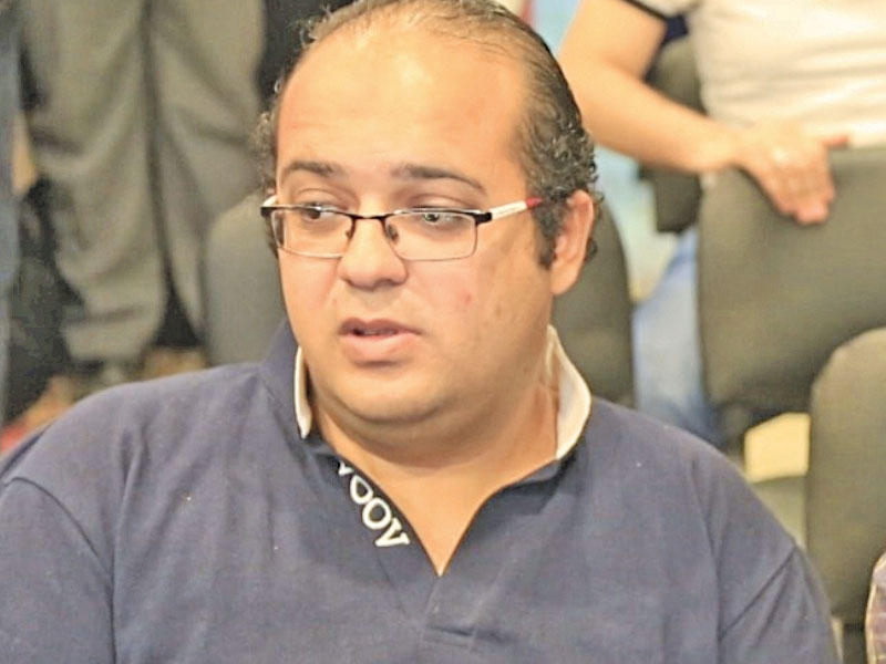 الشاعر عبدالرحمن مقلد