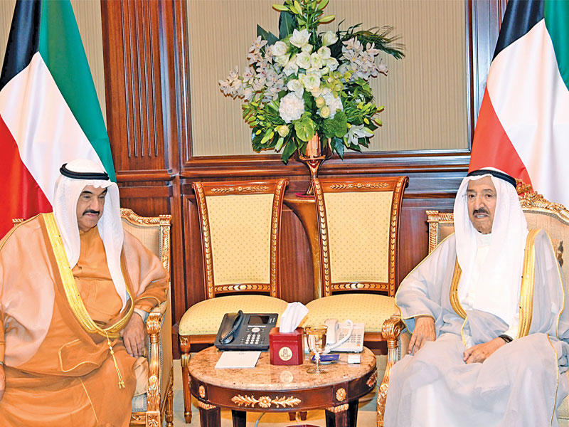 الأمير مستقبلاً ناصر المحمد أمس