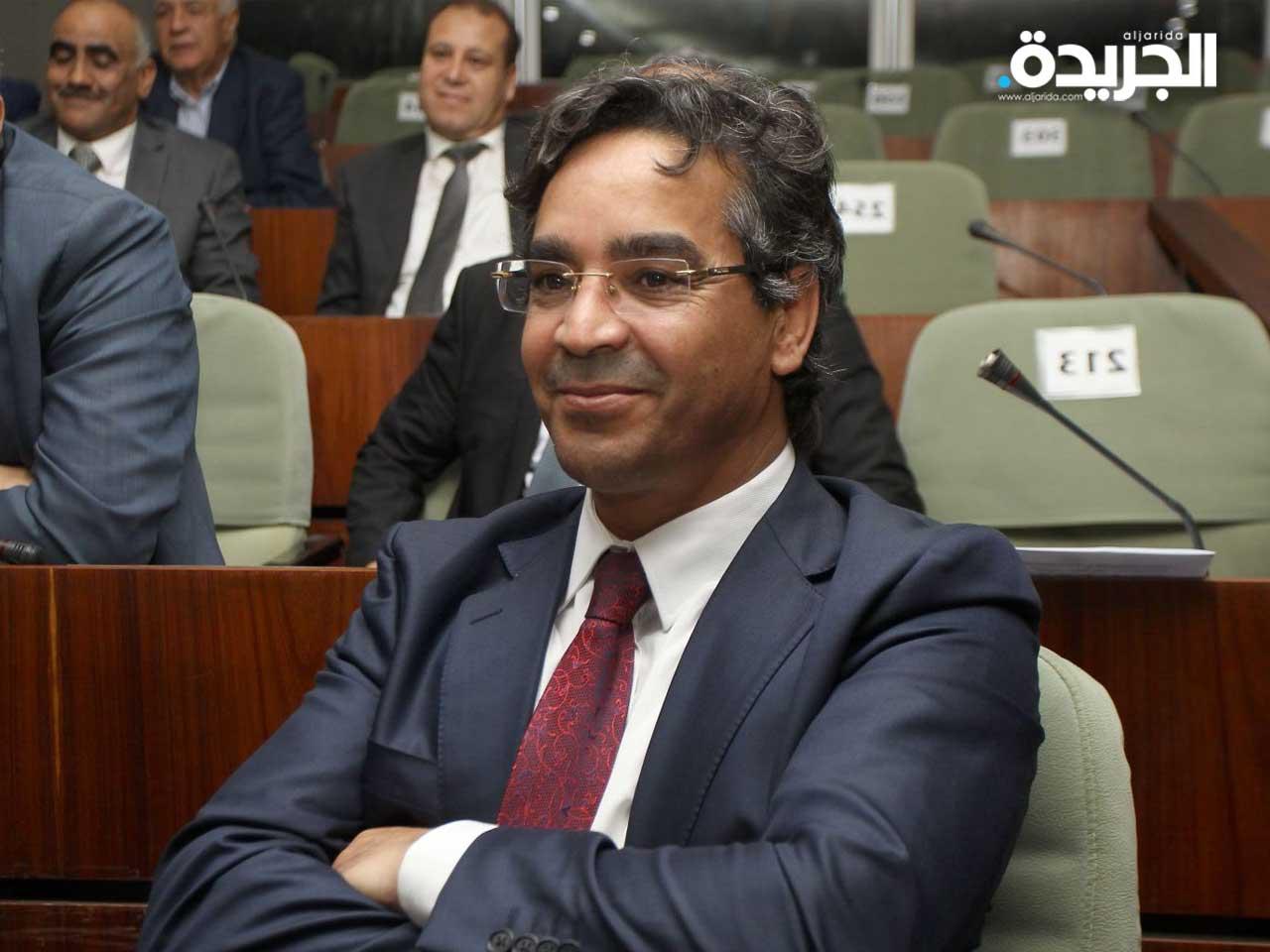  رئيس حزب جبهة التحرير الوطني الحاكم في الجزائر محمد جميعي 