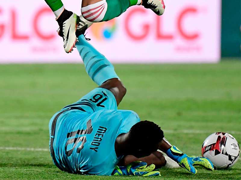 الحارس الأساسي إدواردو ميندي