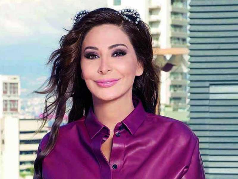 المطربة اللبنانية إليسا