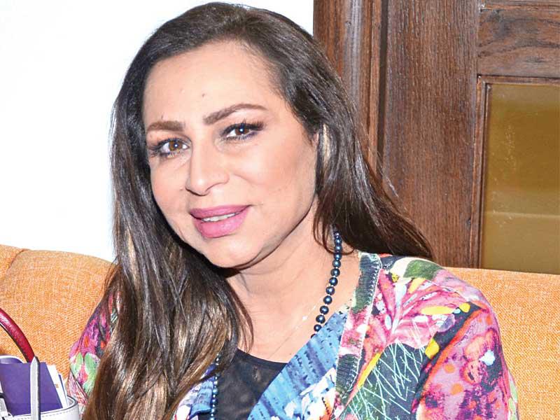 الفنانة زهرة الخرجي