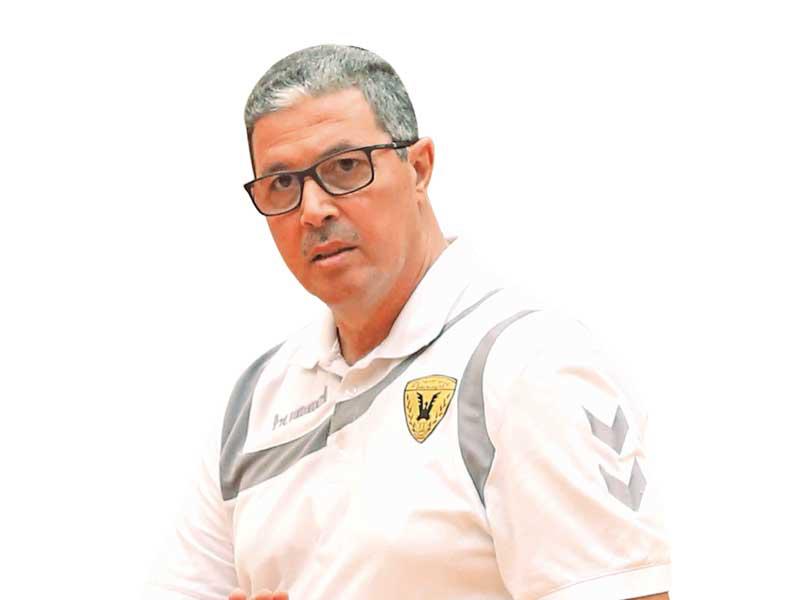 المدرب التونسي محمد كعبار