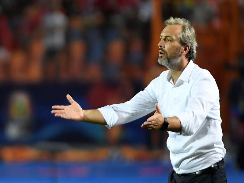 مدرب منتخب أوغندا، سيباستيان ديسابر