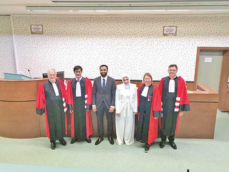 الخضير والعنزي متوسطين لجنة التحكيم 