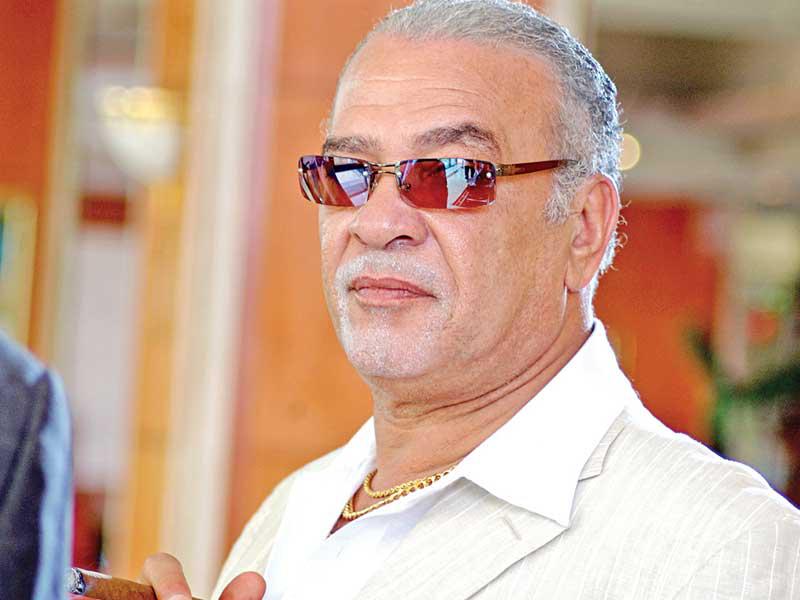 الفنان صلاح عبدالله 