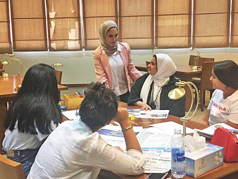 جانب من ورشة العمل الصحافي 