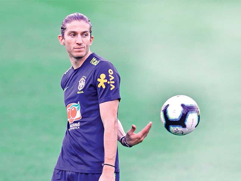 لاعب المنتخب البرازيلي فيليبي لويس