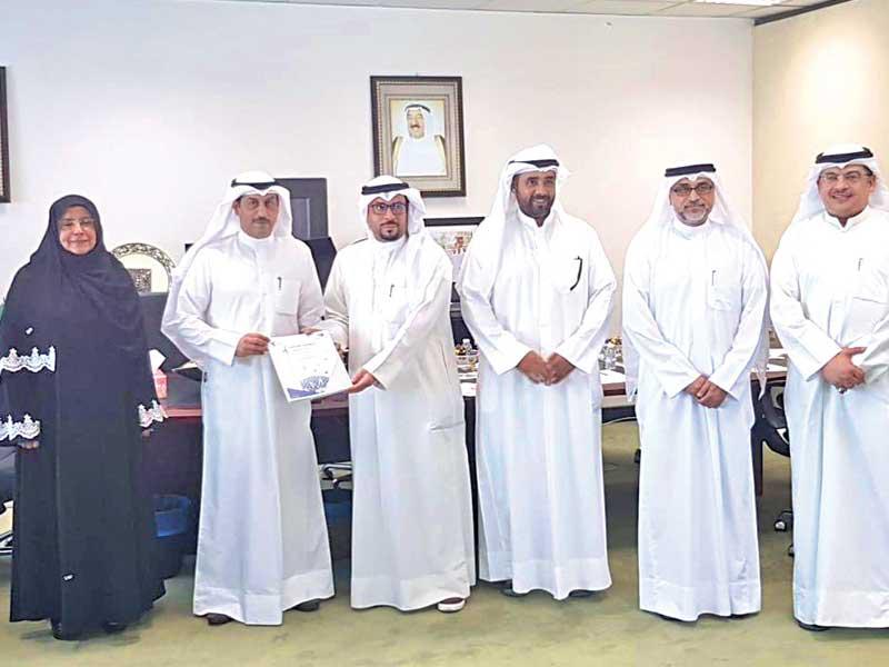 مسؤولو الجمعية يقدمون مقترح إنشاء المُجمع إلى «الشؤون»