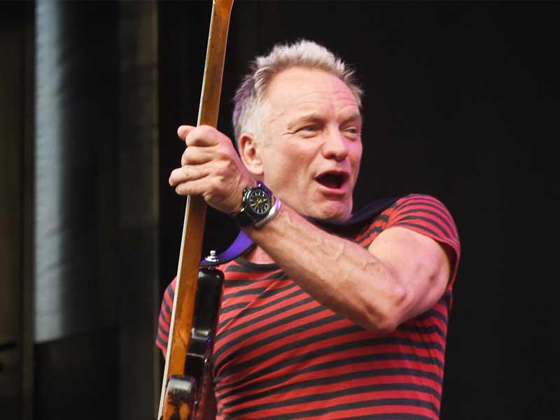 المغني البريطاني ستينغ