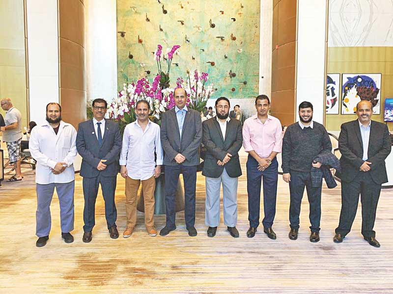 الوفد المشارك في الزيارة الطلابية