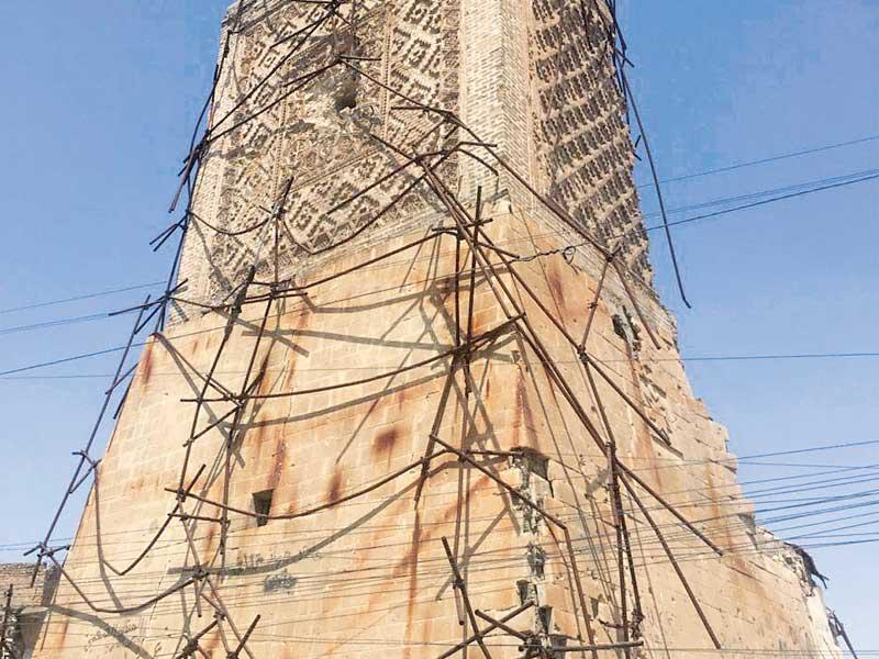 المنارة التاريخية التي فجرها «داعش» كما بدت خلال جولة «الجريدة» في الموصلn