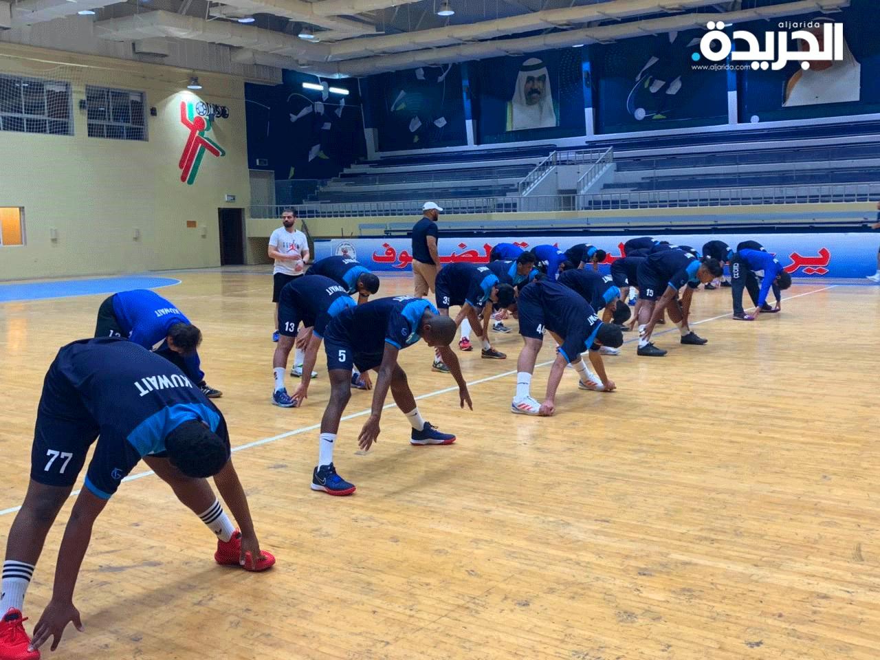  جانب من تدريبات منتخب الكويت للناشئين لكرة اليد