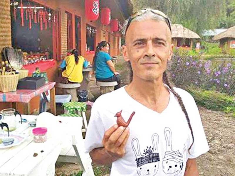  المترجم ومصمم المواقع الإلكترونية المصري شهدي سرور