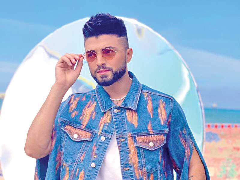 المطرب اللبناني عمر كرم