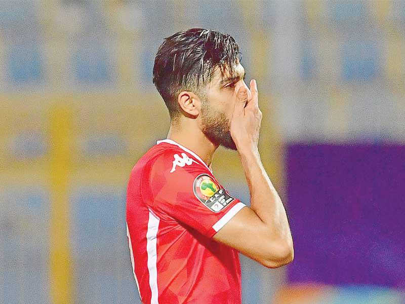 لاعب المنتخب التونسي فرجاني ساسي