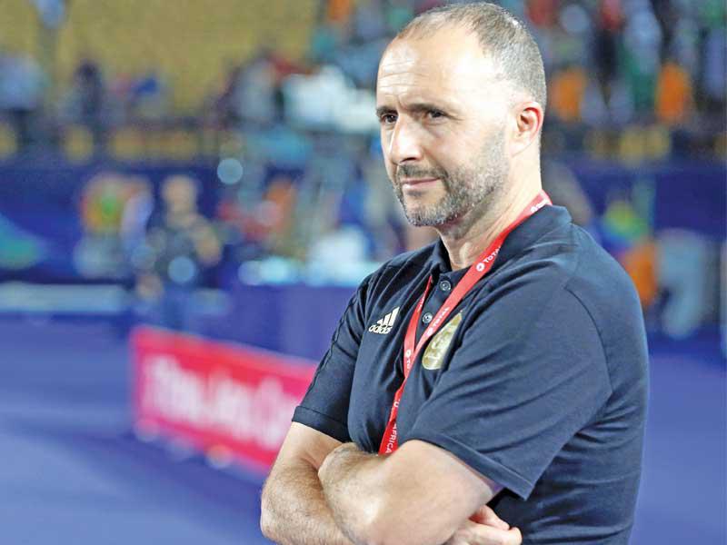 مدرب منتخب الجزائر جمال بلماضي