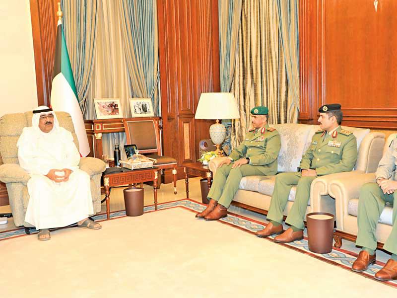 مشعل الأحمد مستقبلاً شجاع ونايف أمس