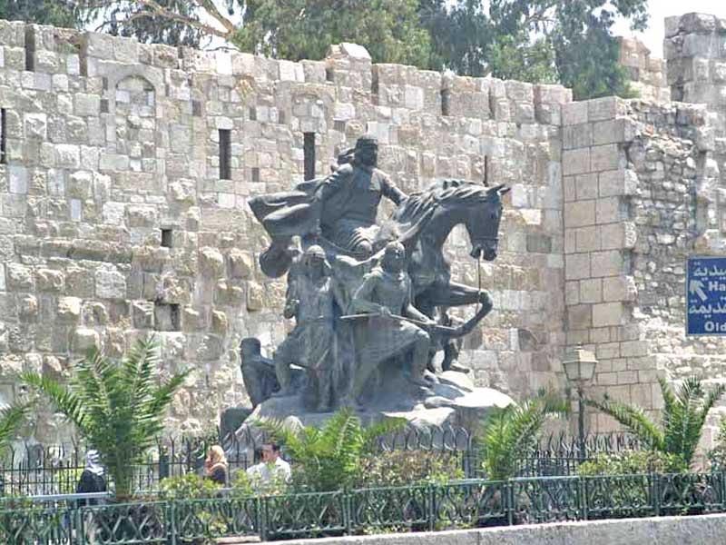 قلعة دمشق القديمة