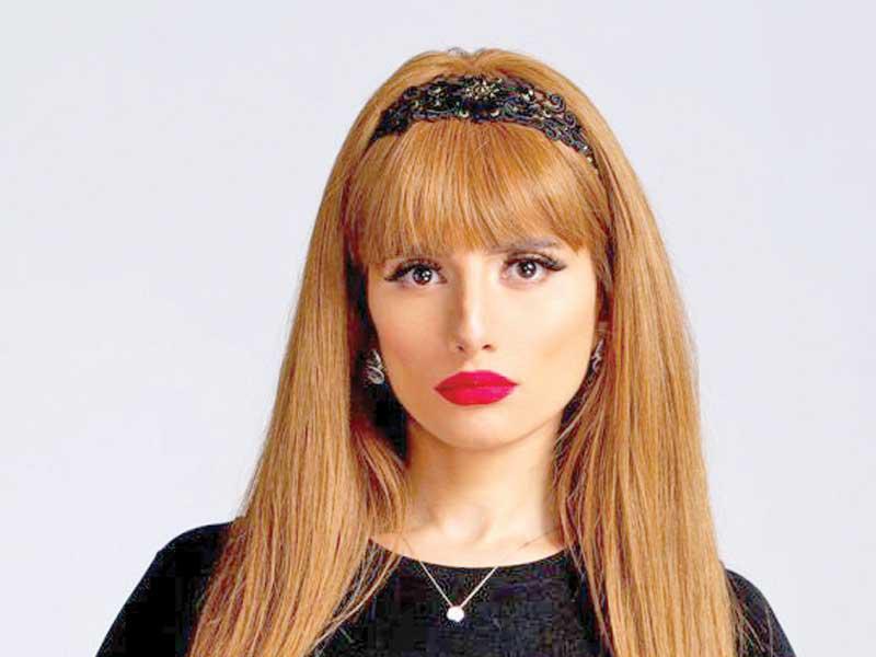 الفنانة زينة 