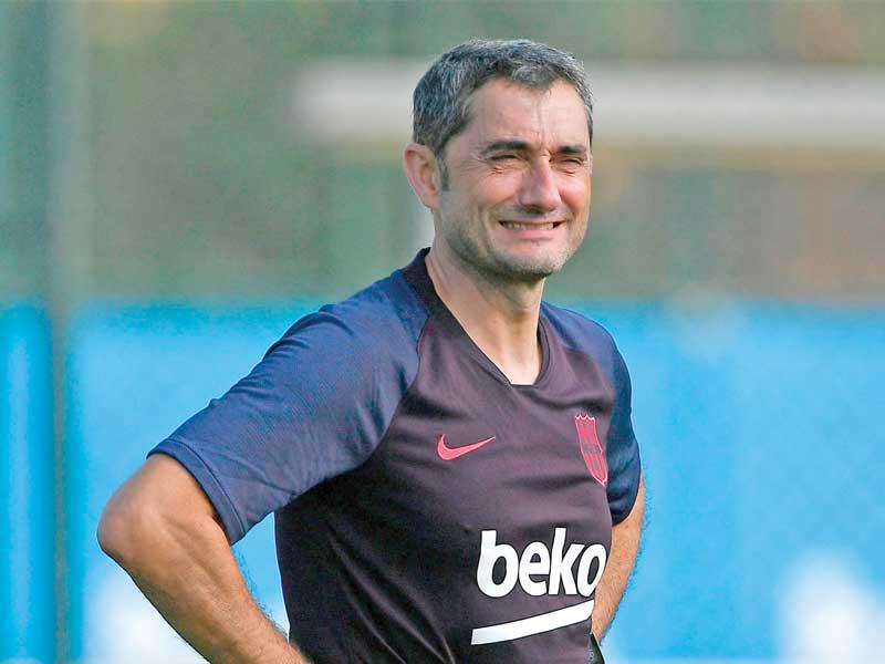 المدير الفني لنادي برشلونة الإسباني لكرة القدم، آرنستو فالفيردي