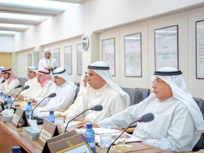 الجراح والفضالة خلال اجتماع سابق للجنة الداخلية والدفاع