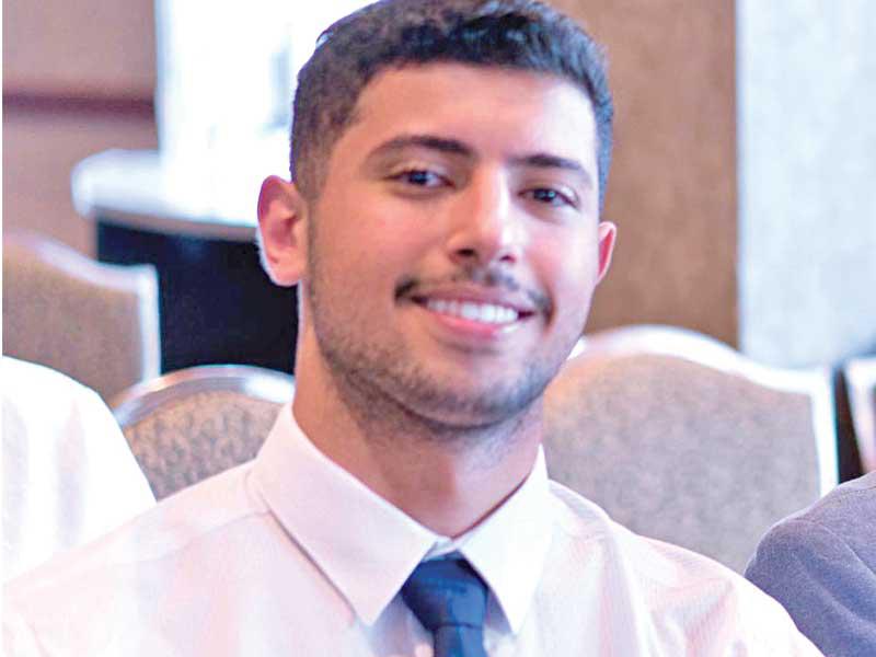 رئيس الهيئة الإدارية في الاتحاد الوطني لطلبة الكويت في كندا علي العتيبي