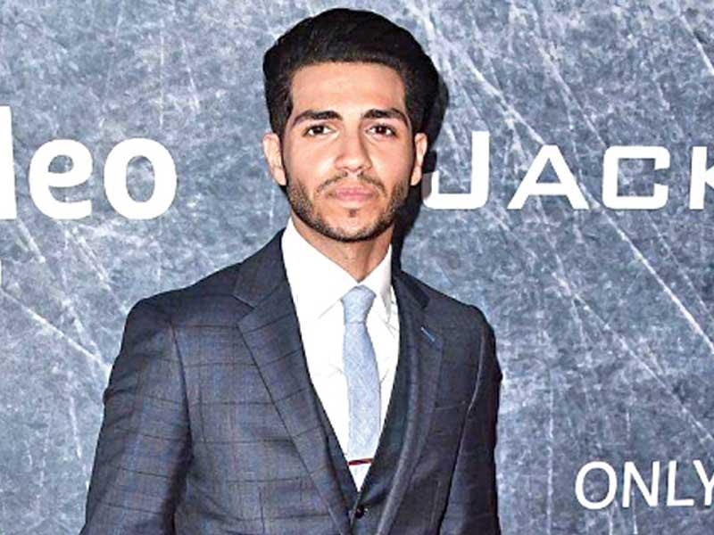 الفنان العالمي المصري مينا مسعود