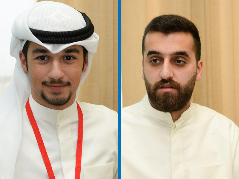 من يمين الصورة رئيس اللجنة الثقافية بالاتحاد الوطني لطلبة الكويت - فرع الولايات المتحدة علي نظر و رئيس لجنة المستجدين في الاتحاد الوطني لطلبة الكويت - فرع الولايات المتحدة علي خاجة