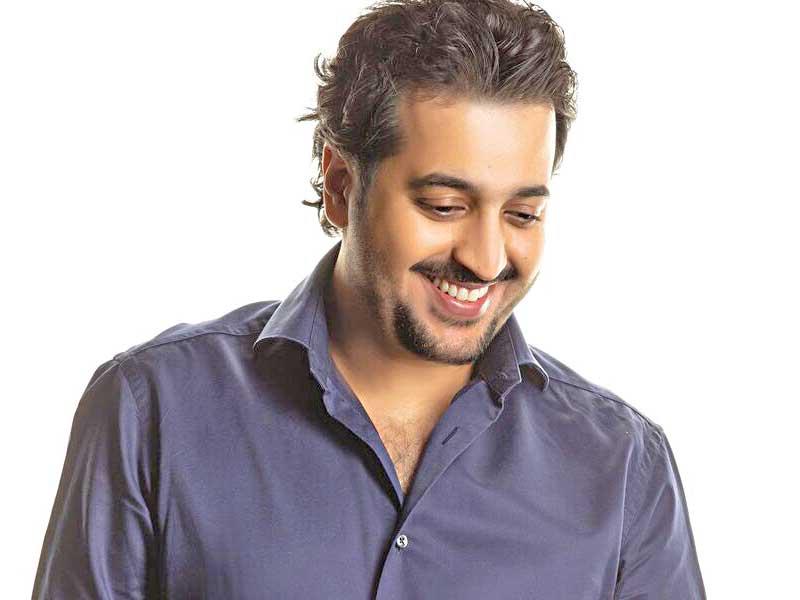 المطرب البحريني عادل محمود