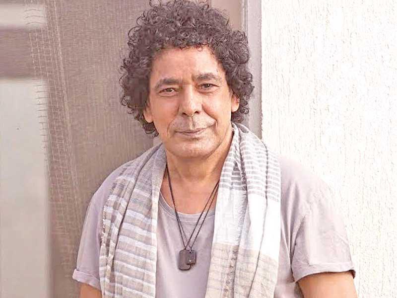 المطرب محمد منير