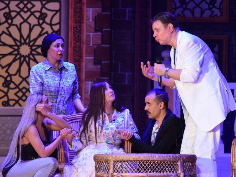 إيمان البحر درويش وشيرين