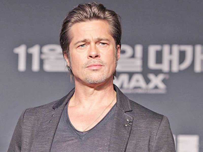 النجم ​براد بيت