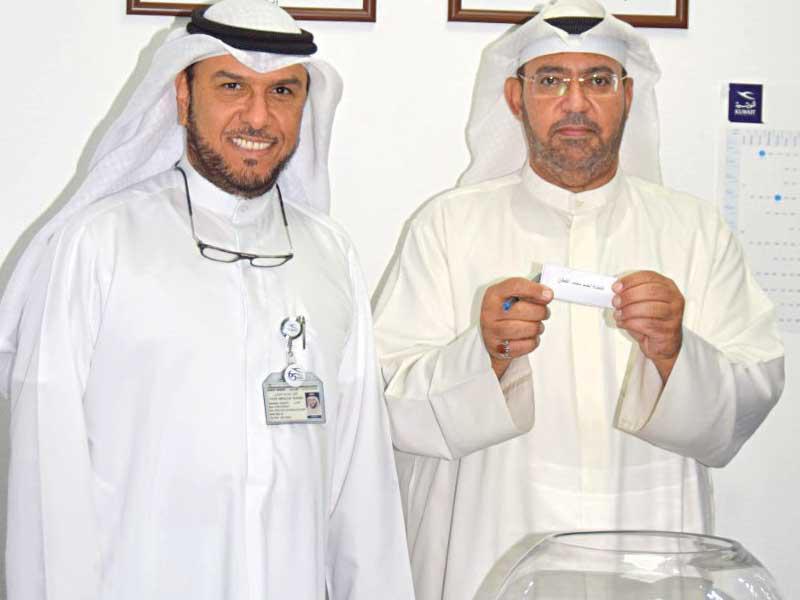 ممثل «التجارة» يجري السحب