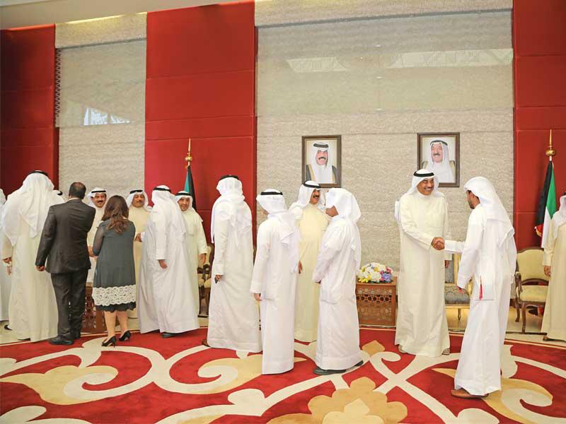 الخالد مستقبلاً المهنئين بعيد الأضحى