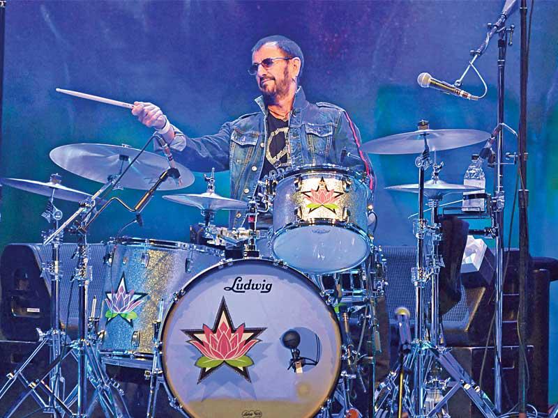 موسيقى الهيبي أحيت ذكريات عشاقها 