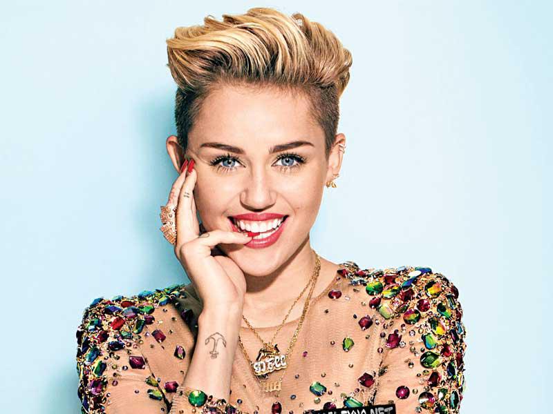 المغنية والممثلة الأميركية ​مايلي سايرس