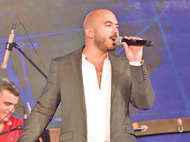 المطرب محمود العسيلي