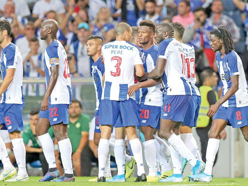 فرحة لاعبي بورتو