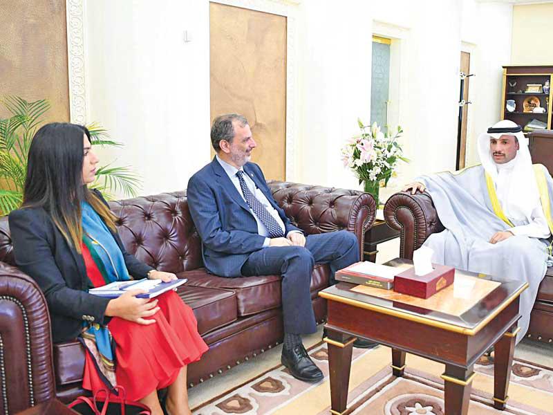 الغانم خلال لقائه مع حدادين