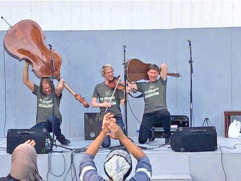  جانب من فعاليات الموسم الثقافي 