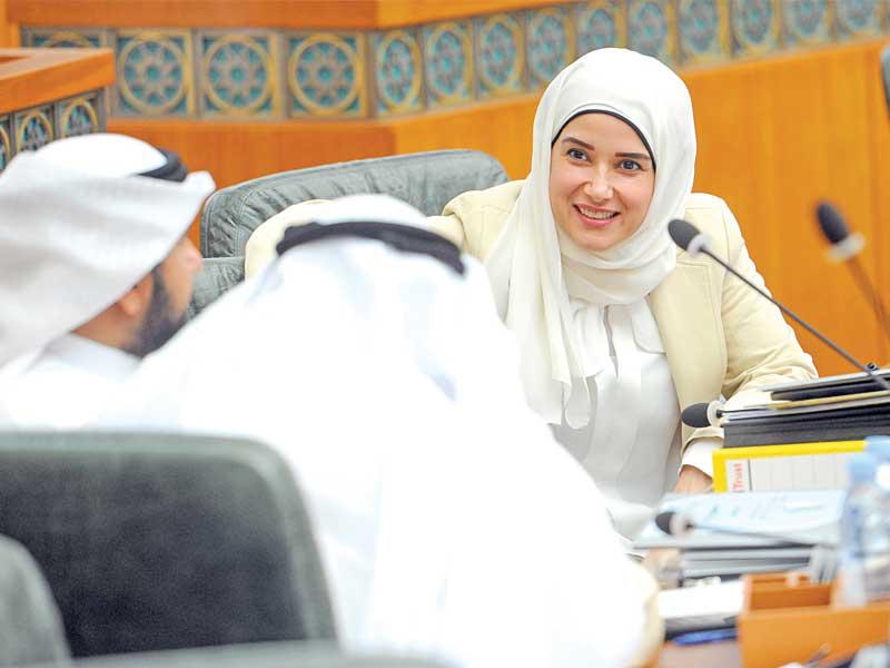 بوشهري في إحدى جلسات مجلس الأمة